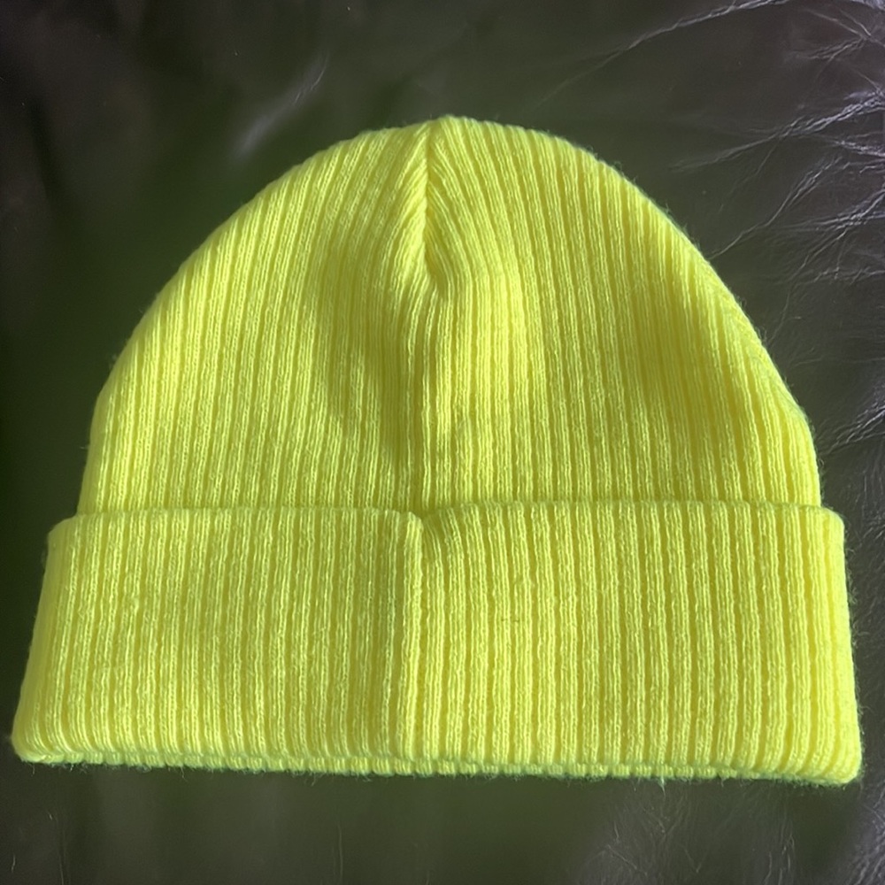 Gap stocking cap - Picture 2 of 4